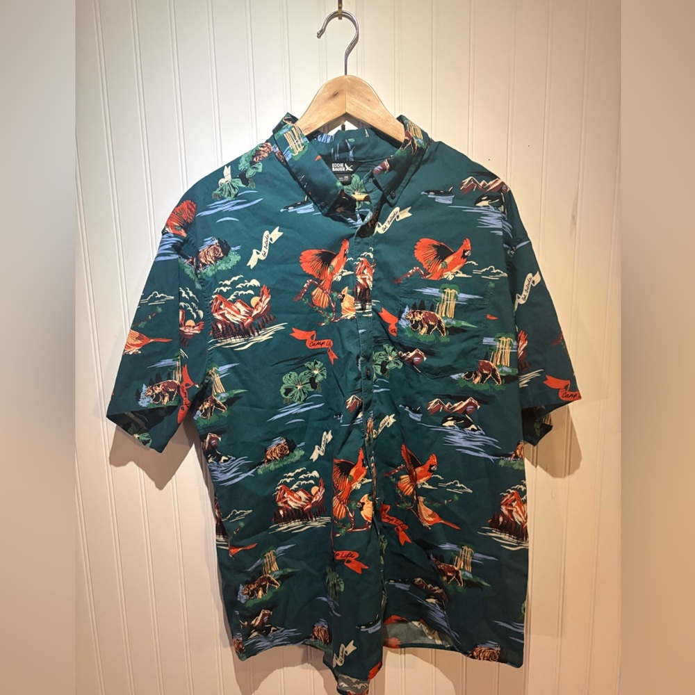 EDDIE BAUER men’s 2XL button-down camp shirt in Spruce. EUC
